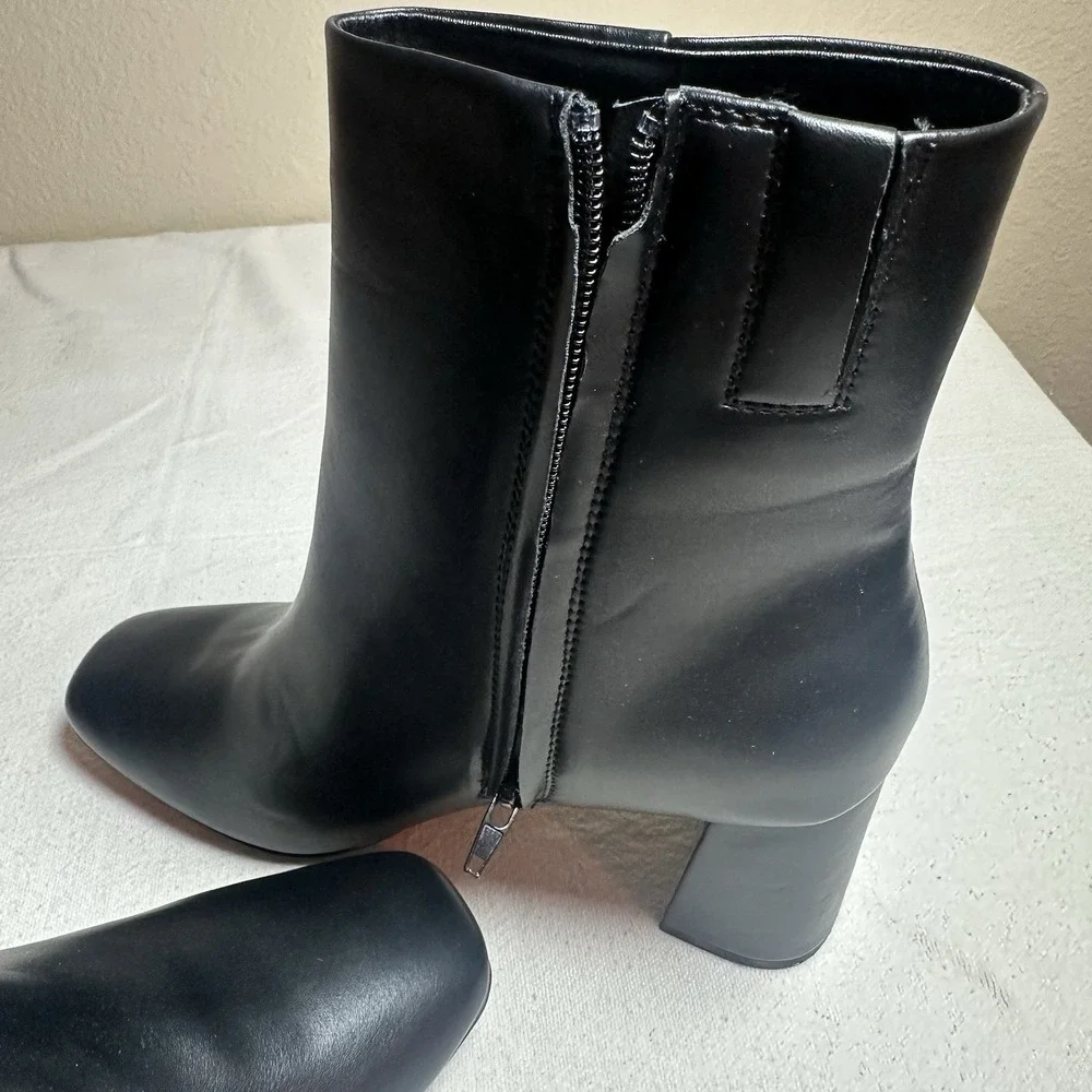 Sugar Womens Black Faux Leather Element Square Toe Block Heel Side Zip Boots 10M